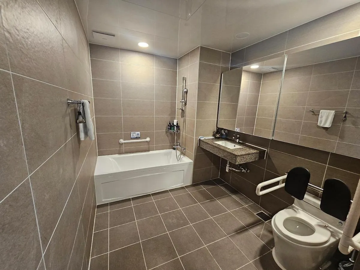 Lägenhetshotell Haeundae Elbon The Stay Busan